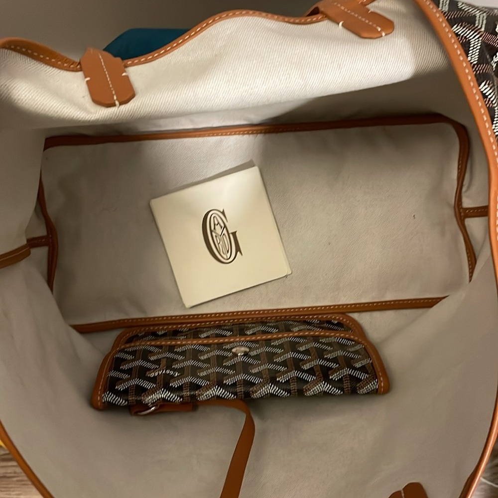 Goyard Brown Chevron Tote with Tan Trim - Picture 6 of 12
